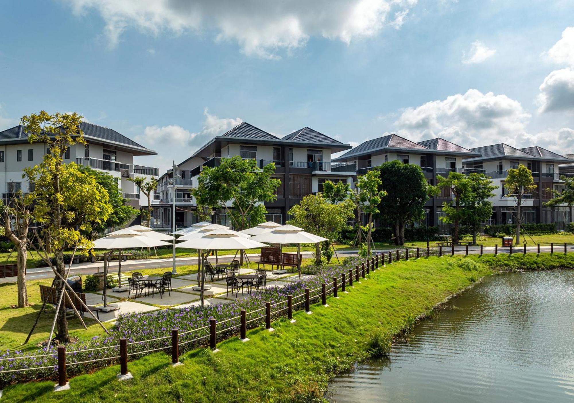 Villa The Bee - Du An Id Junction Long Thanh Eksteriør billede